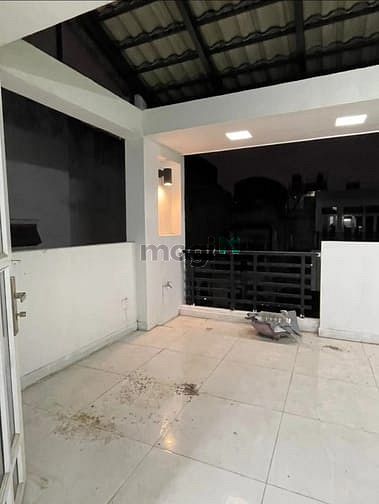 Hình ảnh Nhà ngay 3/2- Quận 10-DT 38m2-3PN