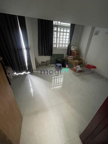 Hình ảnh Nhà ngay 3/2- Quận 10-DT 38m2-3PN
