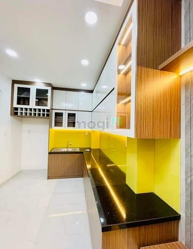 Hình ảnh THANH LÝ GIÁ TỐT nhà Trần Bình Trọng Q11, 57m2 chỉ với 2,33 tỷ SHR