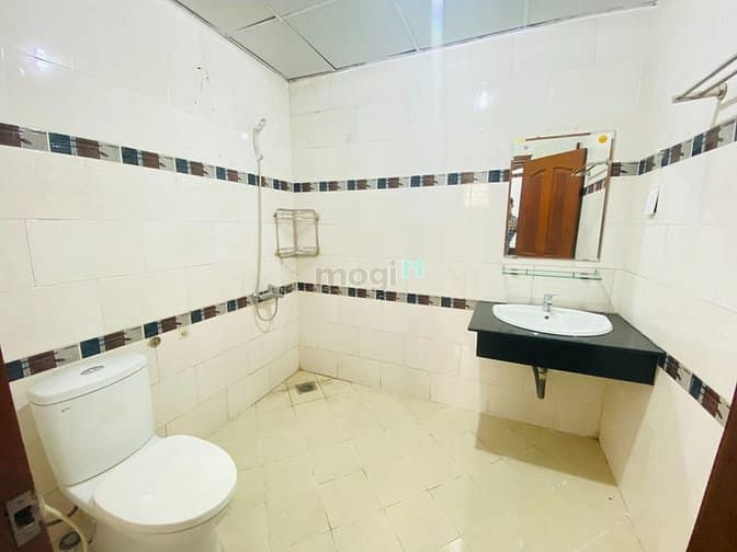Hình ảnh Trống CHDV 1 PN tách bếp có ban công ngay cầu vượt Cộng Hòa Tân Bình