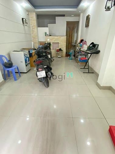 Hình ảnh Cho thuê HXH Điện Biên Phủ- 5L- 3PN, ở ngay.