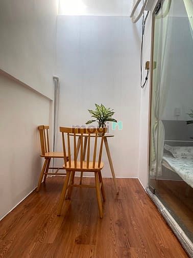 Hình ảnh Cho thuê Studio 2 phòng ngủ có sân thoáng mát trên đường Bạch Mã, Quận
