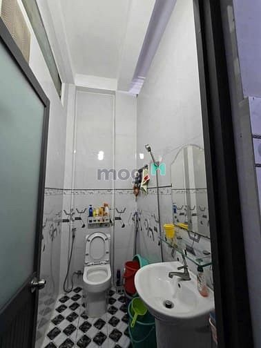 Hình ảnh Định cư Úc bán nhà Phan Đình Phùng, q.Phú Nhuận,dt 68m2,shr,950 triệu