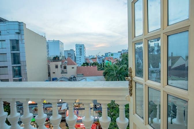 Hình ảnh Cho Thuê Căn Hộ Ban Công Full Nội Thất Tại P2 Tân Bình