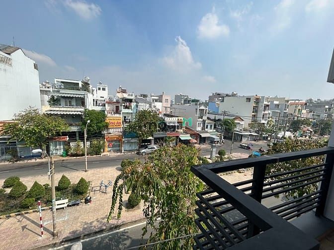 Hình ảnh CHDV ban công gần Nguyễn Sơn, FULL NT