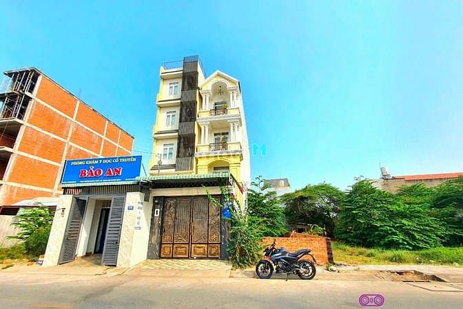 Hình ảnh Mặt tiền kinh doanh đường võ văn hát ngay khu công nghệ cao