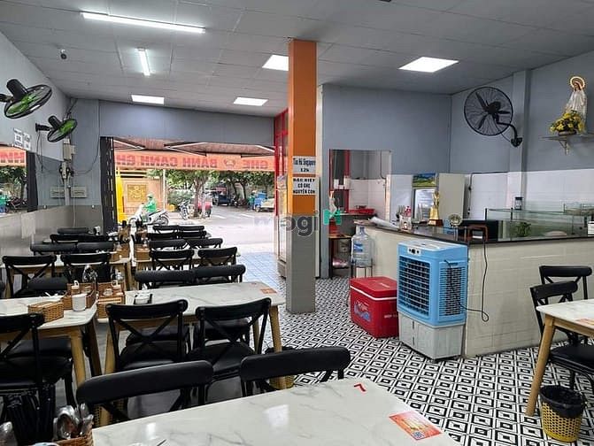 Hình ảnh Cho thuê nhà mặt tiền Đồng Đen P.11 Tân Bình (7x15m) nhà đẹp. Giá 45tr