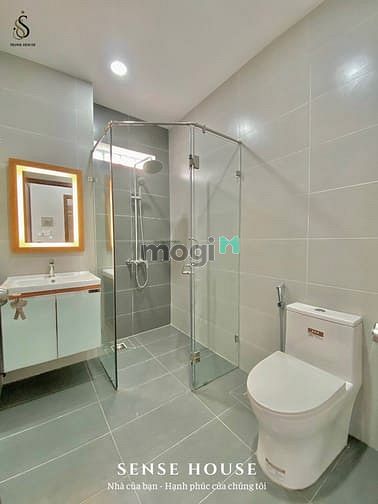 Hình ảnh Cho thuê Trang Chủ MB66.COM / Đăng Ký Tặng 66K Studio Full nội thất BanCon Cửa sổ gần ngã tư Bảy Hiền