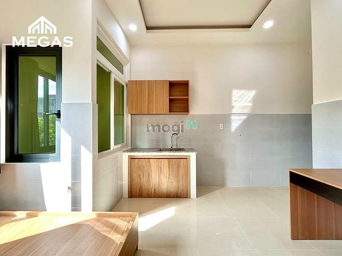 Hình ảnh Studio bancol Full nội thất ngay Lê Văn Việt, Man Thiện,....