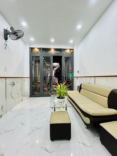 Hình ảnh ✳️Siêu phẩm gần chợ Phạm Văn Bạch - 24.2m2 - 2 tầng - Hẻm 3m - 3.x tỷ