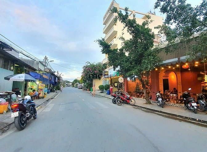 Hình ảnh Đất mặt tiền cầu xây gần bệnh viện ung bướu xây phòng khám tốt