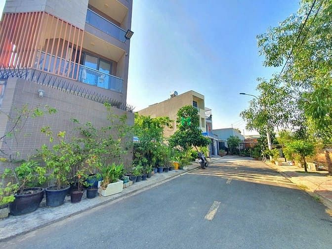 Hình ảnh Đất đường liên phường phú hữu giáp quận 2
