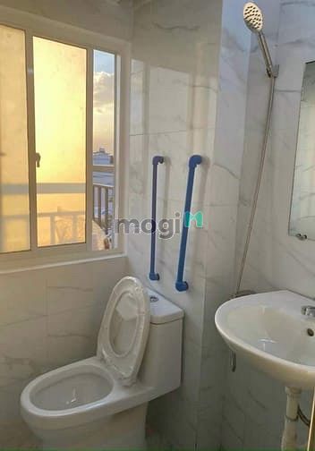Hình ảnh Mb6623 nạp rút nhanh chóng có ban công, Hoàng Diệu 2, giá rẻ, full nội thất