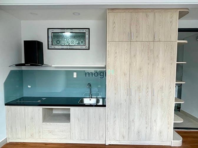 Hình ảnh Cho Thuê CHDV full nội thất ngay mặt tiền đường Võ Văn Kiệt