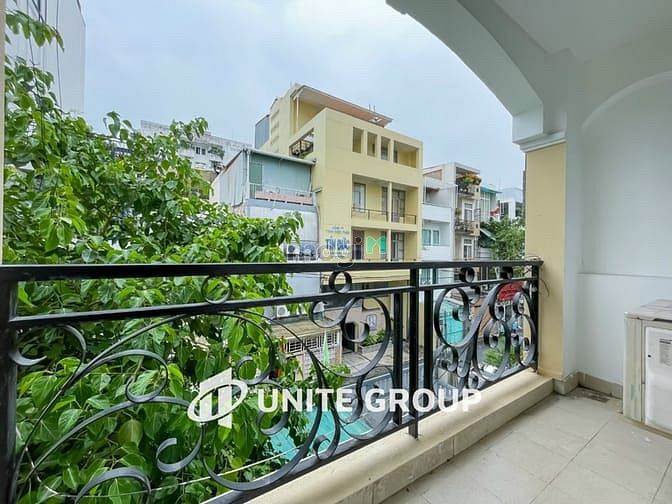 Hình ảnh Phòng Cửa Sổ Lớn Bạch Đằng Gần Sân Bay