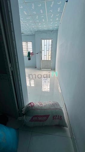 Hình ảnh Nhà Bỏ Trống Ko Ai Ở Gần Chợ Gò Đen 1 lầu 2 Phòng Ngủ Gần Cổng chào PL
