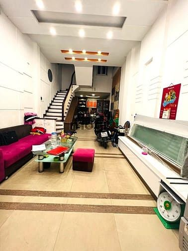 Hình ảnh Bán gấp! Mặt phố Phú Viên, Bồ Đề, 54m2, 5 tầng, kinh doanh, chỉ 8.5 tỷ