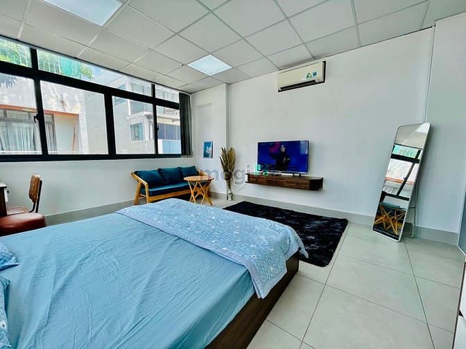 Hình ảnh Trống Căn Hộ Luxury Full Nội Thất Cực Thoáng Tại P2 Tân Bình