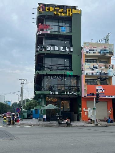 Hình ảnh Cho Thuê Nhà Nguyên Căn Mặt Tiền Quận 10.DT: 5x14 kc: 8 Tầng Giá: 180