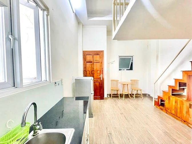 Hình ảnh Căn Hộ Gác Lửng Full Nội Thất Cửa Sổ Thoáng Tại P.13 Tân Bình