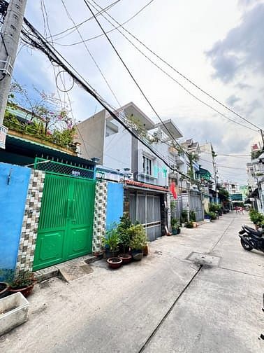 Hình ảnh Bán đất  tăng nhà Quận Bình Tân