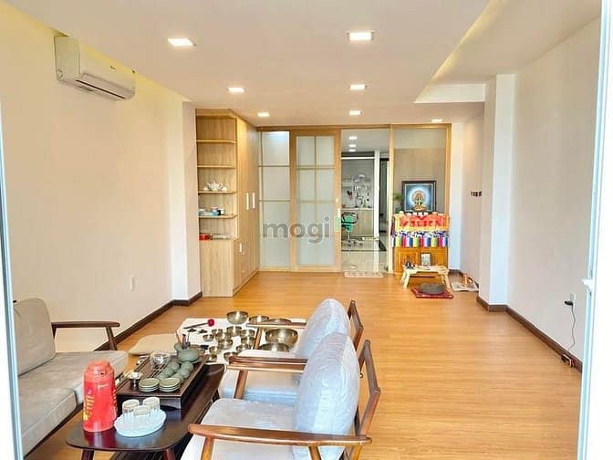 Hình ảnh CHDV 8 Tầng Có Hầm - Thang Máy Ngay Phan Văn Hớn -Quận12 - Chỉ 13,5Tỷ