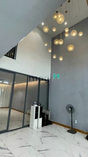 Hình ảnh Biệt thự  Sư Vạn Hạnh, P12, Quận 10 kế bên VẠN HẠNH MALL