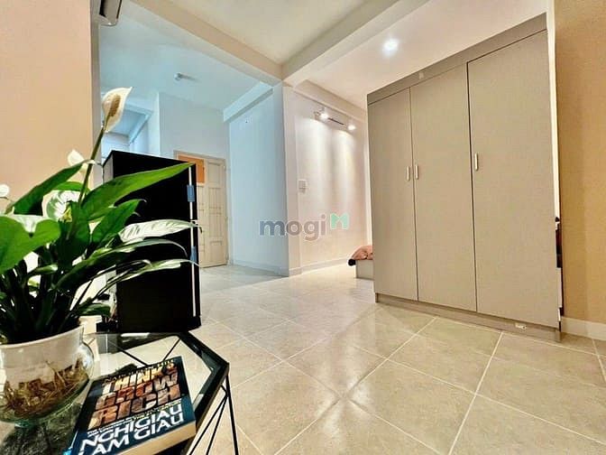 Hình ảnh Căn Hộ Studio Tách Bếp Rộng 40m2 gần ĐH Luật, NTTU, Chợ 200 Q4