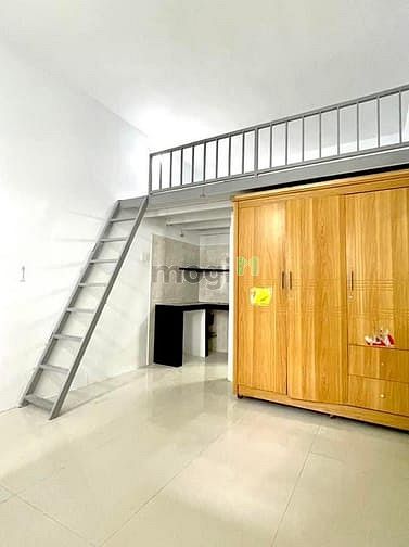 Hình ảnh DUPLEX Sẵn Máy Lạnh Ngay Sân Bay đường Bạch Đằng