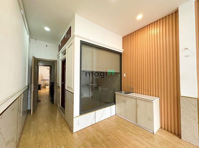 Hình ảnh Mb6623 nạp rút nhanh chóng studio cửa sổ lớn Lê Văn Sỹ Quận 3 gần ga Sài Gòn, ĐH Sư Phạm