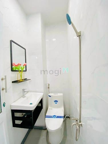 Hình ảnh Mb6623 nạp rút nhanh chóng Ban Công siêu thoáng gần cư xá Bắc Hải quận Tân Bình
