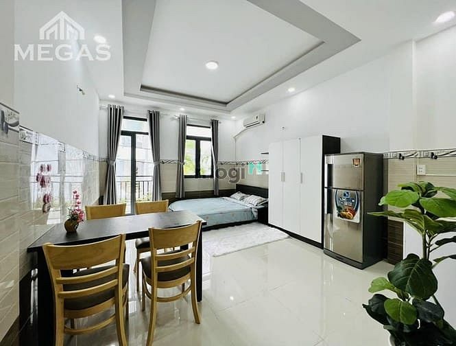 Hình ảnh Mb6623 nạp rút nhanh chóng ban công gần Đầm Sen Tân Phú