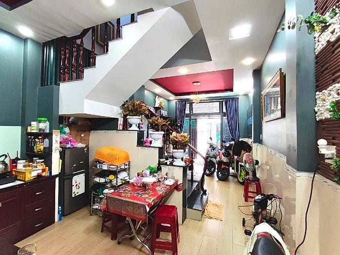 Hình ảnh Sau lưng mặt tiền Phường 3 Tân Bình - 4 tầng 45m2 - chỉ hơn 7 tỷ