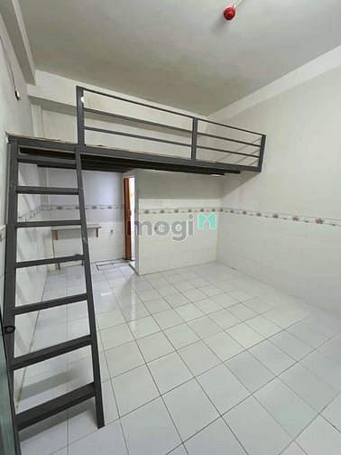 Hình ảnh Phòng Sẵn Máy Lạnh Ngay Bình Thành - KDC Vĩnh Lộc