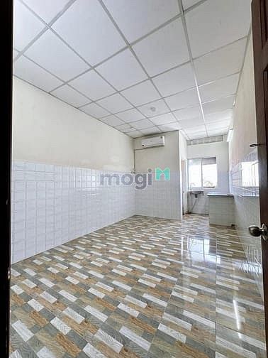 Hình ảnh Phòng Sẵn Máy Lạnh Ngay Ngã Tư Gò Mây