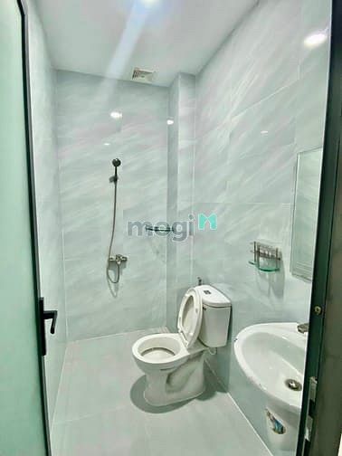 Hình ảnh Mb6623 nạp rút nhanh chóng Studio cửa sổ siêu đẹp full nội thất ngay Sân Bay