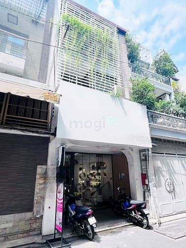 Hình ảnh 𝐍𝐇À ĐẸ𝐏 🍃 𝐓𝐑Ầ𝐍 𝐇𝐔𝐘 𝐋𝐈Ệ𝐔