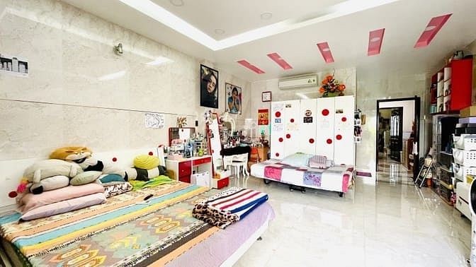Hình ảnh Mặt tiền Kinh Doanh KHU TÊN LỬA- ĐỐI DIỆN AEON BÌNH TÂN- 100M2- 4 Tầng