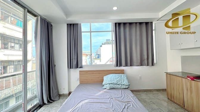 Hình ảnh Studio Bancon Thang máy Trần Hưng Đạo Q1