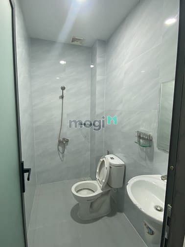 Hình ảnh Mb6623 nạp rút nhanh chóng studio cửa sổ thóang Bạch đằng Tân Bình gần sân bay