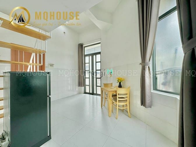 Hình ảnh Căn Duplex 2pn tách biệt balcony gần Ngã Tư Bảy Hiền quận Tân Bình
