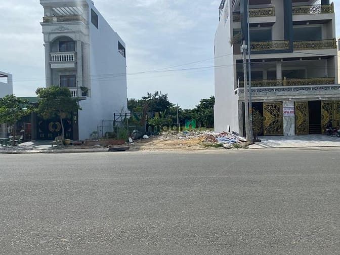 Hình ảnh Bán lô đất chính chủ mặt tiền đường 30m