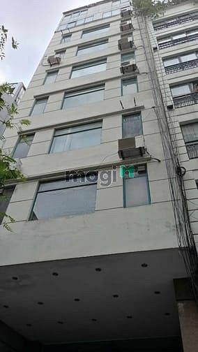 Hình ảnh Chính chủ cho thuê tòa nhà 11 tầng phố Bùi Thị Xuân, Hà Nội
