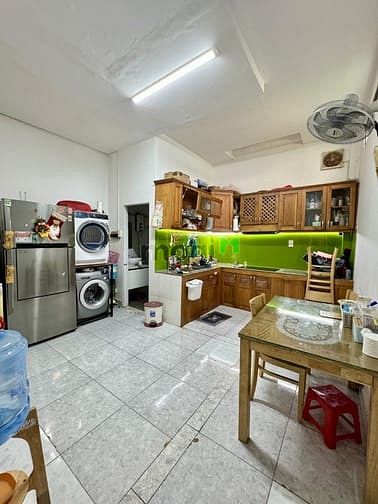 Hình ảnh Bán Nhà MT đường xe Hơi- Vincom Lê Văn Việt