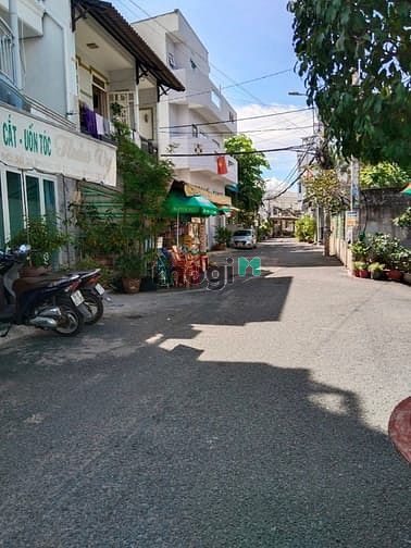Hình ảnh Bán Đất Thổ Cư,83m2 (5.2x16)m, cạnh BV Lê Văn Thịnh, Quận 2. Giá 5 tỷ