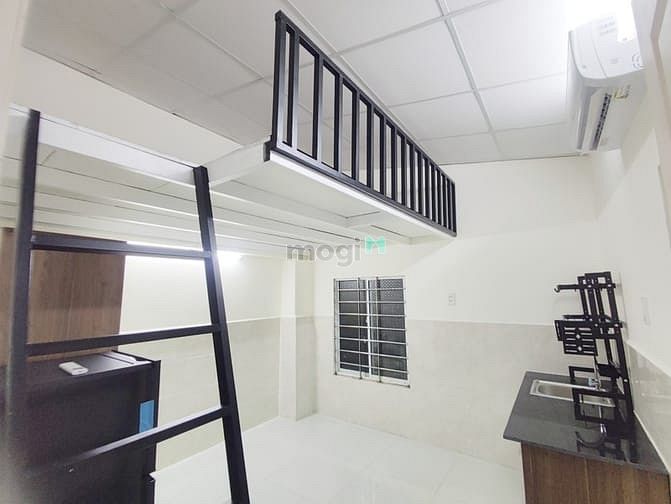 Hình ảnh Phòng Gác Full NT mới cứng cửa sổ rộng