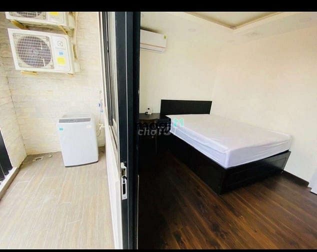 Hình ảnh CHDV 1PN Có Ban Công - Thang Máy - DTSD 55m2 - Full nt Cao Cấp
