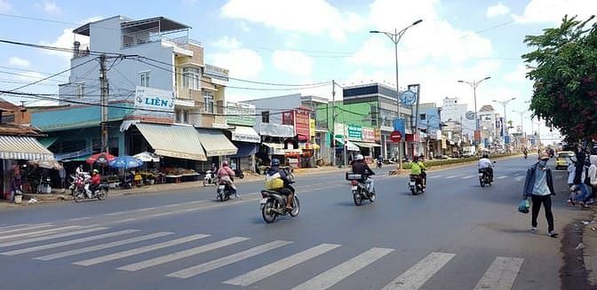 Hình ảnh Chuyển nhượng gấp lô đất 180m2 thổ cư ngay mặt tiền Quốc lộ 51, giá rẻ