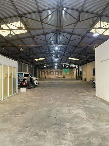 Hình ảnh Cho thuê 800m2 kho Xa Lộ Hà Nội,Trường Thọ,Thủ Đức