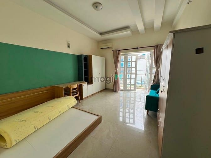 Hình ảnh Cho Thuê Căn Ban Công Cửa Sổ Thoáng Mát P12 Tân Bình